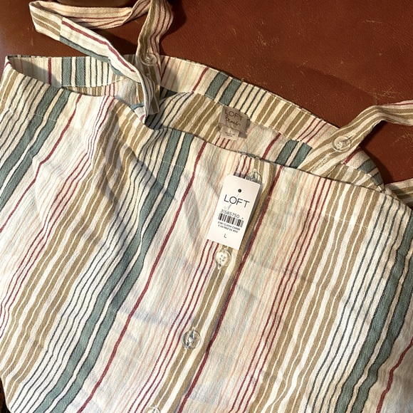 🩰 NWT LOFT Beach Striped Button Tank - Picture 3 of 3